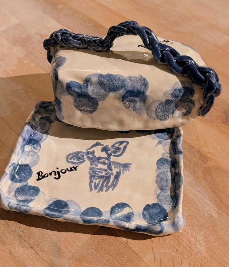 Butterdose nach dem Glasurbrand